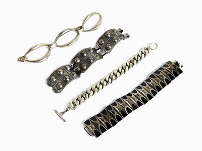 Quattro Bracciali Rigidi in Argento