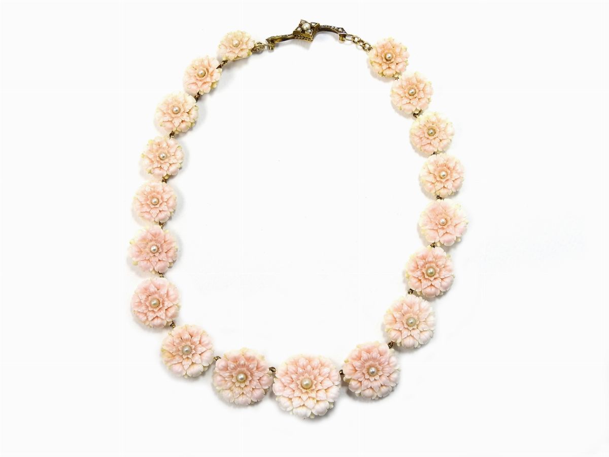 Parure in Oro Giallo, Corallo Pelle D'angelo e Perle