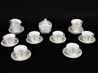 Serie di Dieci Tazzine da Caffè in Porcellana