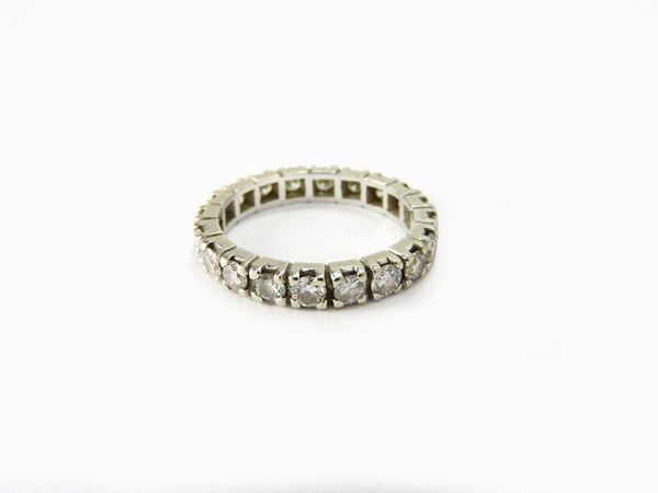 White gold eternity ring with diamonds  - Auction Important Jewels and Watches - II - Maison Bibelot - Casa d'Aste Firenze - Milano