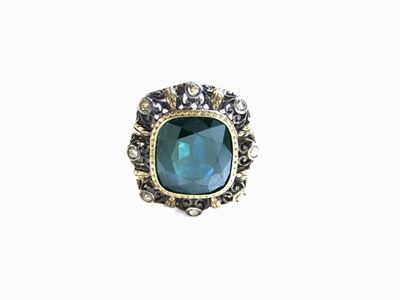 Anello in in Oro Giallo, Argento, Diamanti e Zaffiro