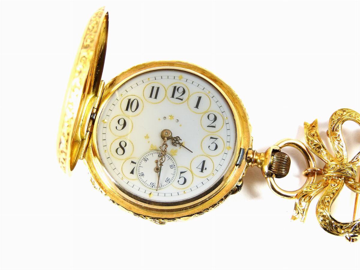 Orologio-spilla in Oro Giallo, Smalti Policromi e Piccole Perle