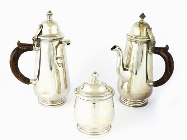Silver Coffee Pot and Tea Pot