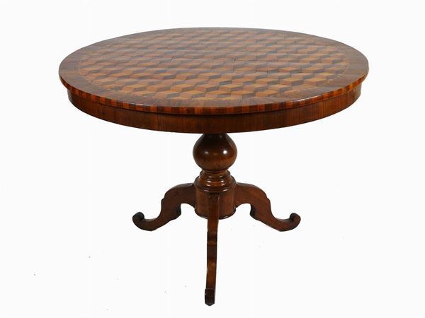 Walnut Veneered and Other Woods Round Table  (second half of 19th Century)  - Auction Furniture and Old Master Paintings - III - Maison Bibelot - Casa d'Aste Firenze - Milano