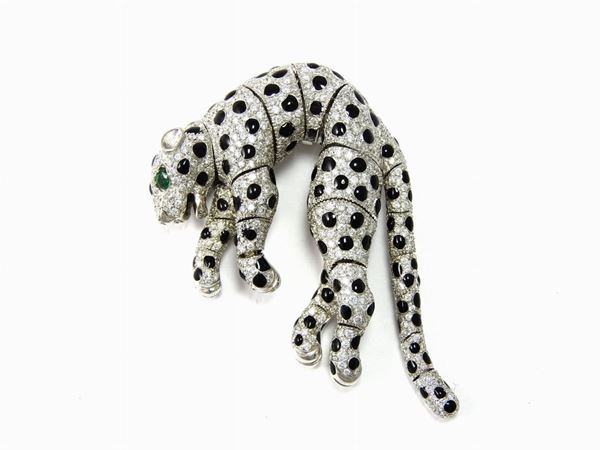 White gold panther shaped pendant with enamels, diamonds and emeralds