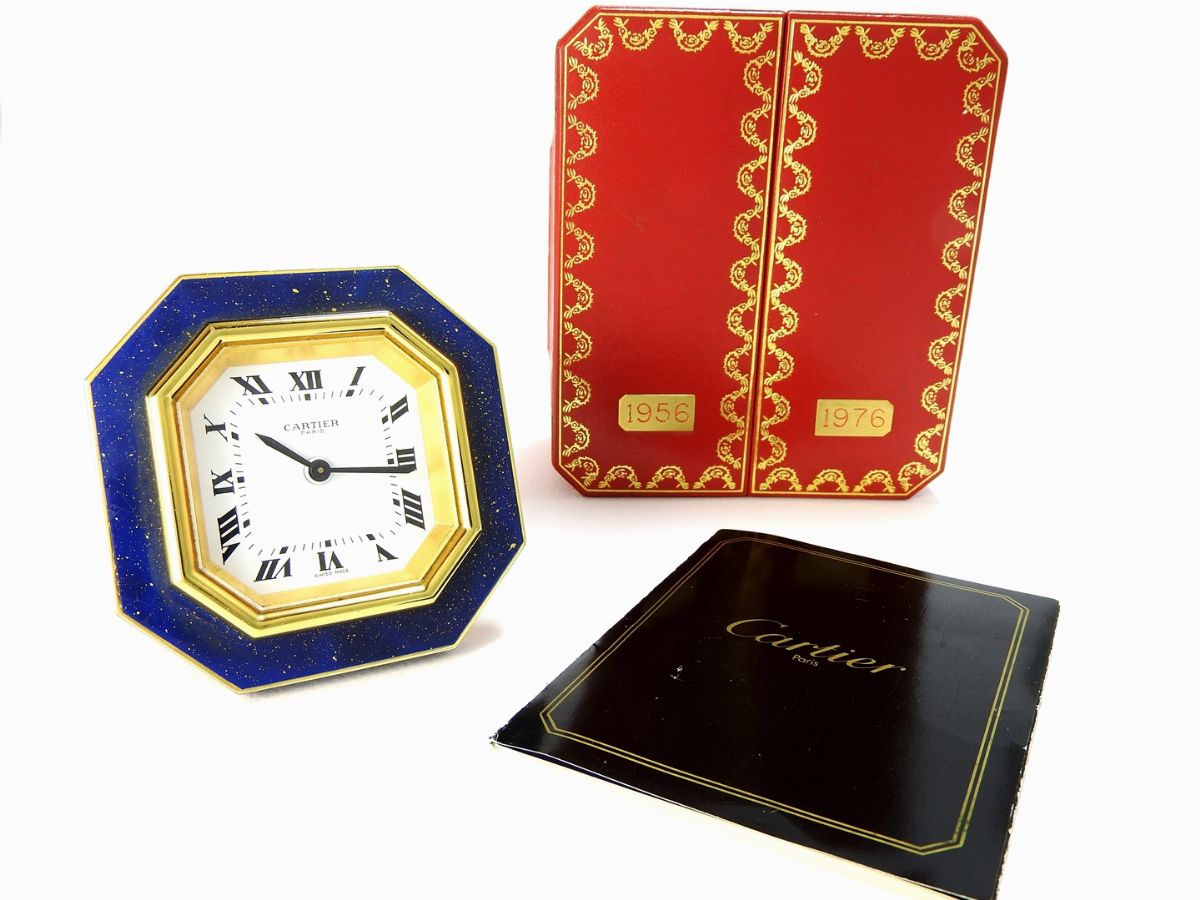 Orologio da Tavolo in Metallo e Smalto Ad Imitazione del Lapislazzuli