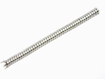 Bracciale a Maglia Morbida in Oro Bianco e Diamanti