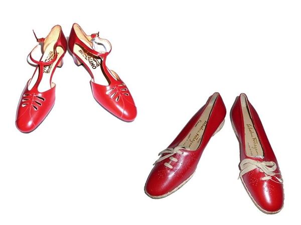 Red leather shoes lot