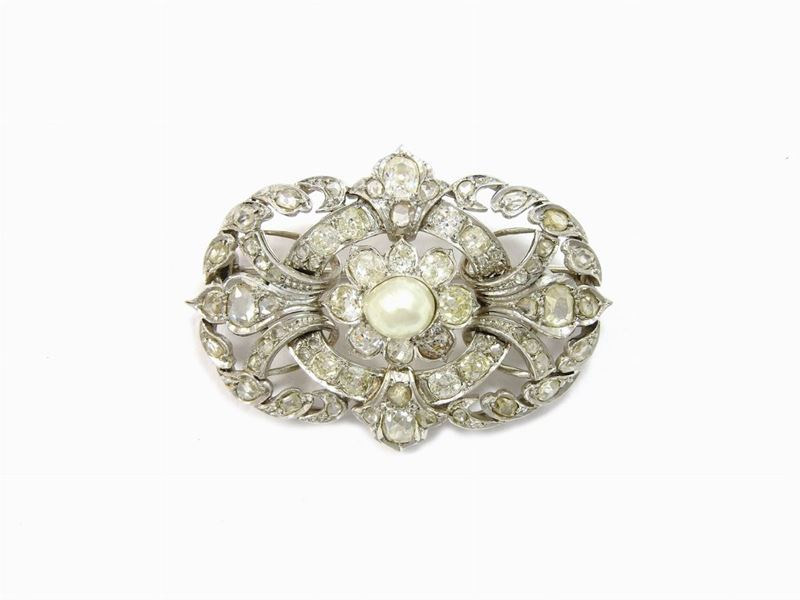 Spilla in Oro Bianco, Diamanti e Perla