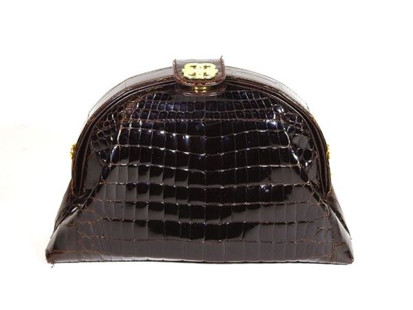 Brown cocodrile handbag