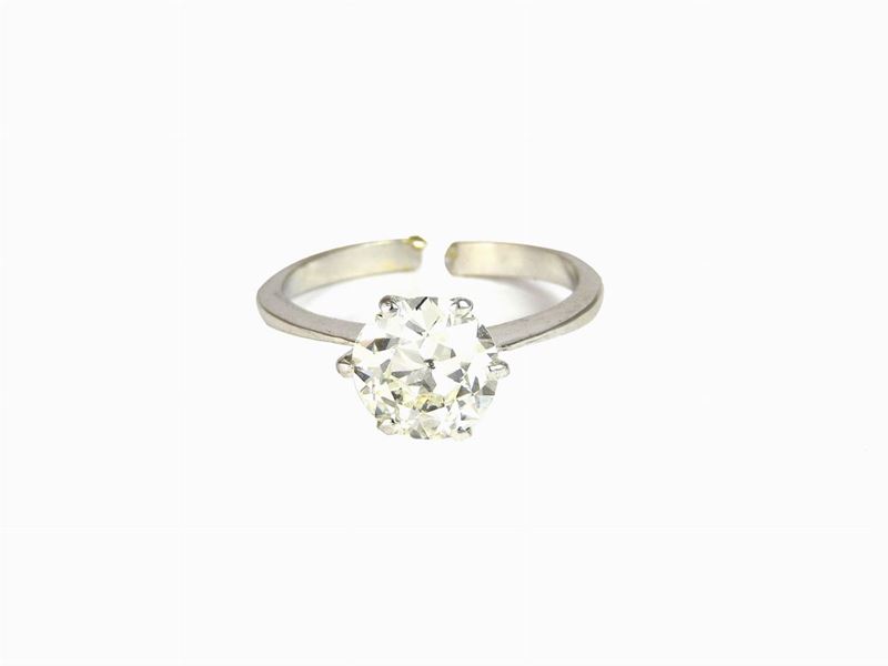Anello Solitario in Oro Bianco e Diamante