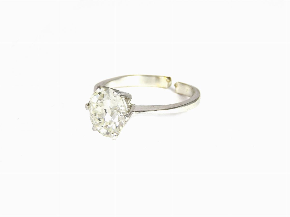 Anello Solitario in Oro Bianco e Diamante