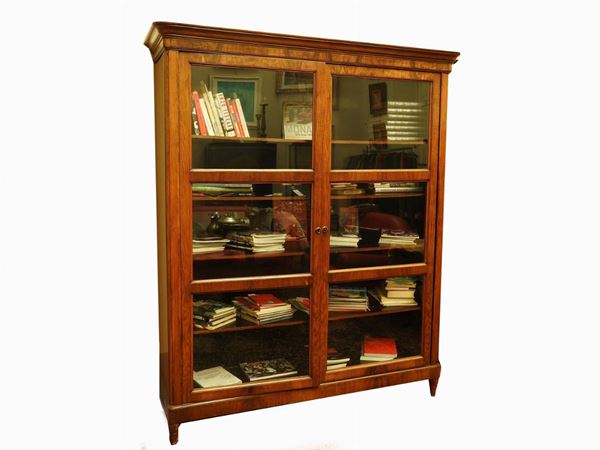 Walnut Veneered Cabinet  (19th Century)  - Auction Furniture and Old Master Paintings - III - Maison Bibelot - Casa d'Aste Firenze - Milano