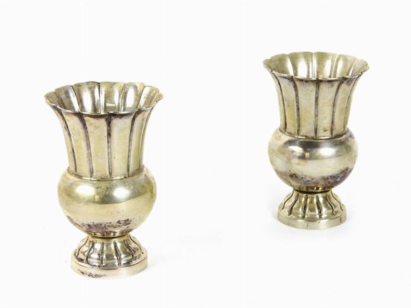 Pair of Small Silver Vases  - Auction Furniture and Old Master Paintings - III - Maison Bibelot - Casa d'Aste Firenze - Milano