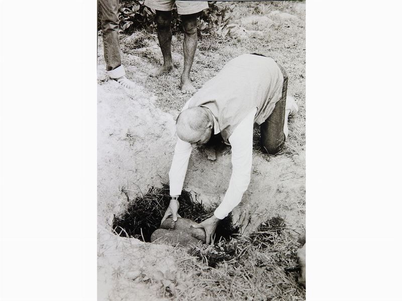 Joseph Beuys - Piantagione Coco De Mer ''conquille Blanque'' Praslin Seychelles 1980
