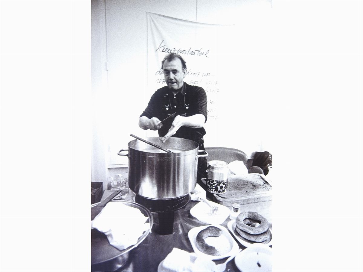 Fabrizio Garghetti - Daniel Spoerri, Cena delle Zucche, Galleria Andy Jllyen di Zurigo1984