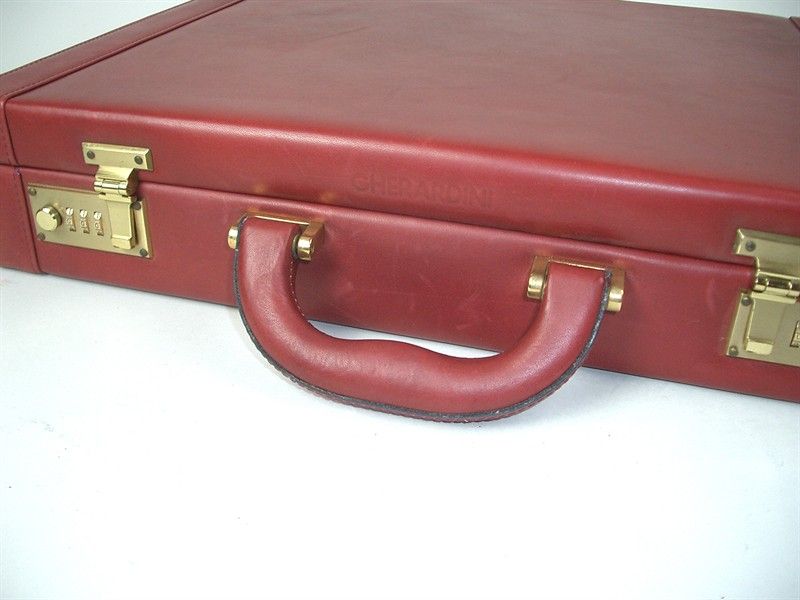 Valigetta Ventiquattrore in Pelle Bordeaux