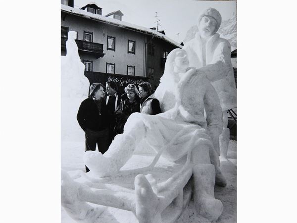 Mario de Biasi : Sculture di ghiaccio 1982  ((1923-2013))  - Asta Un viaggio nella Fotografia d'autore - Maison Bibelot - Casa d'Aste Firenze - Milano