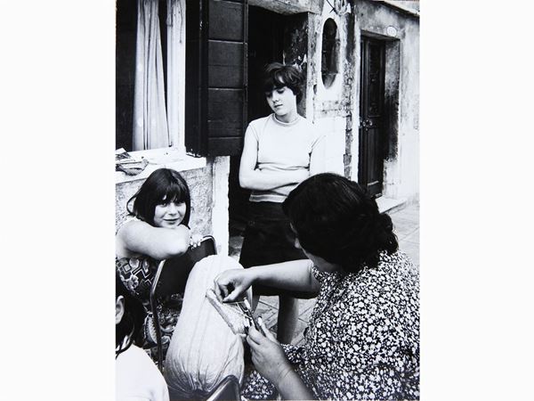 Gianni Berengo Gardin : Il tombolo 1979  - Asta Un viaggio nella Fotografia d'autore - Maison Bibelot - Casa d'Aste Firenze - Milano