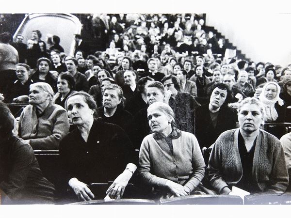 Mario Caio Garrubba : Teatro della fabrica Lipaciov, Mosca 1971  ((1923-2015))  - Asta Un viaggio nella Fotografia d'autore - Maison Bibelot - Casa d'Aste Firenze - Milano