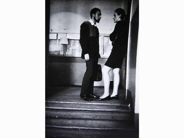 Mario Caio Garrubba : Ritratto di due universitari, Mosca 1971  ((1923-2015))  - Asta Un viaggio nella Fotografia d'autore - Maison Bibelot - Casa d'Aste Firenze - Milano