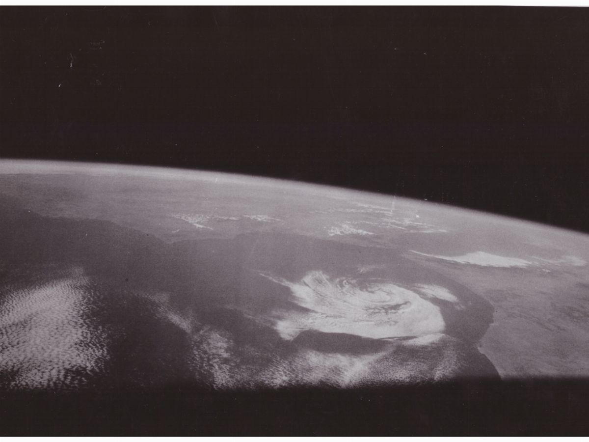 Associated Press (1846) - Volo del Gemini 10 1966 e Apollo 11 Superfice Lunare 1969