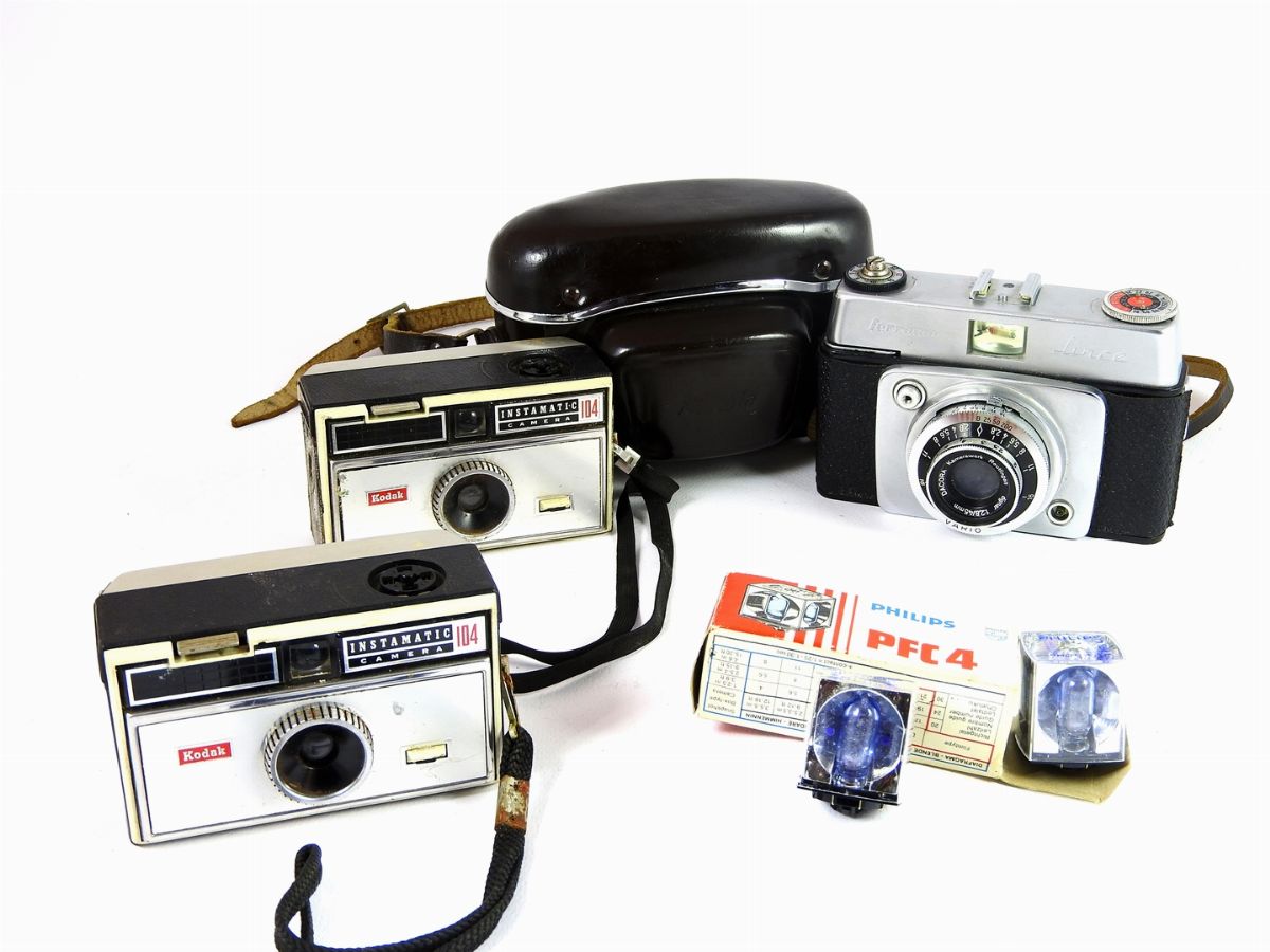 Kodak Instamatic Camera 104 1960/1970 e Ferrania Lince