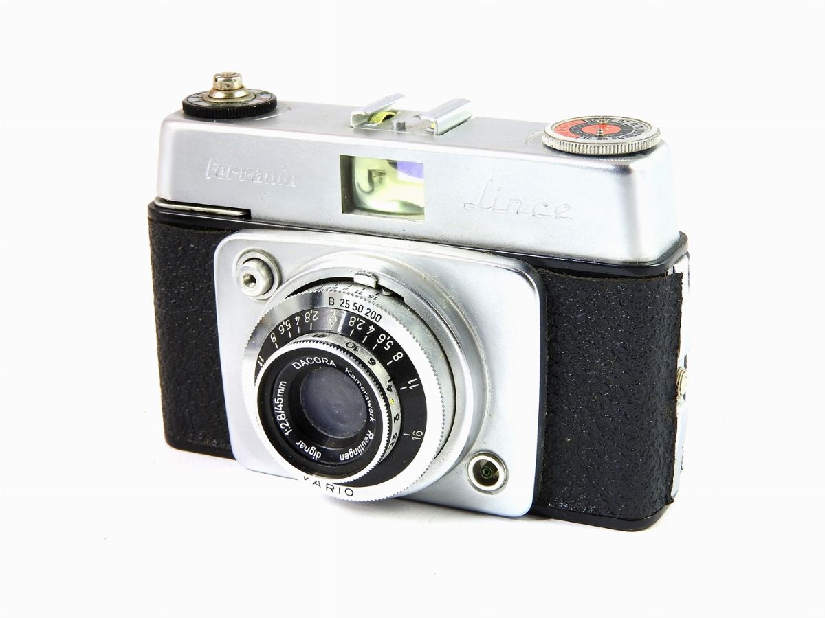 Kodak Instamatic Camera 104 1960/1970 e Ferrania Lince