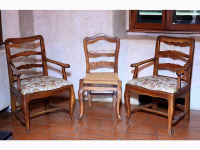 Serie di Tre Poltroncine in Noce
