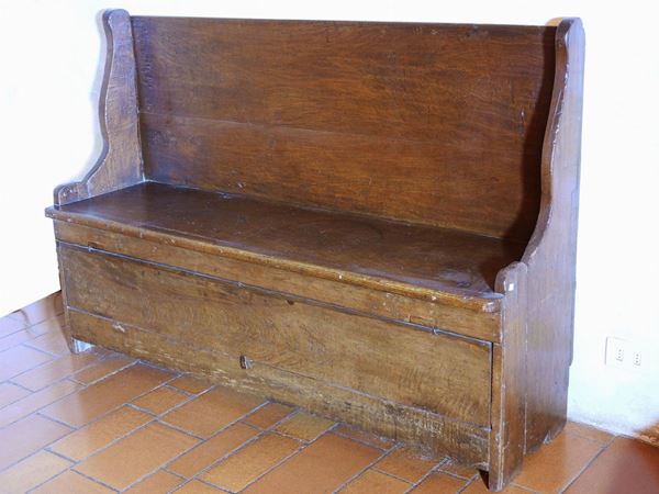 Walnut Bench  (19th Century)  - Auction An antique casale: Furniture and Collections - I - II - Maison Bibelot - Casa d'Aste Firenze - Milano