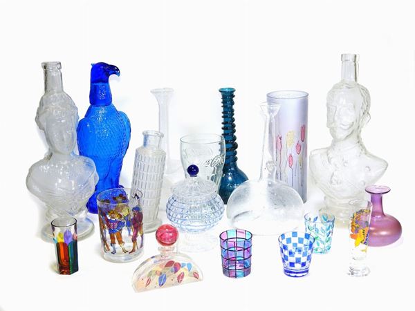 Collection of Glass Objects  - Auction An antique casale: Furniture and Collections - I - II - Maison Bibelot - Casa d'Aste Firenze - Milano