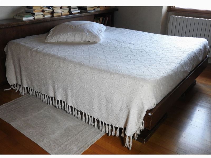 Letto Matrimoniale Impiallacciato in Noce