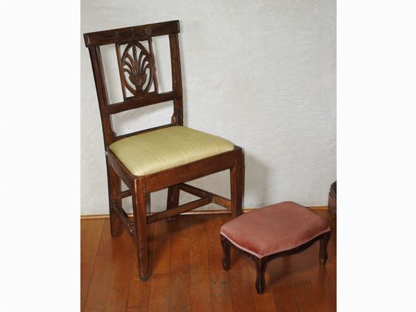 Walnut Chair  - Auction An antique casale: Furniture and Collections - I - II - Maison Bibelot - Casa d'Aste Firenze - Milano