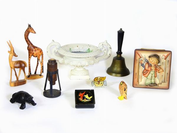 Curio Lot  - Auction An antique casale: Furniture and Collections - I - II - Maison Bibelot - Casa d'Aste Firenze - Milano