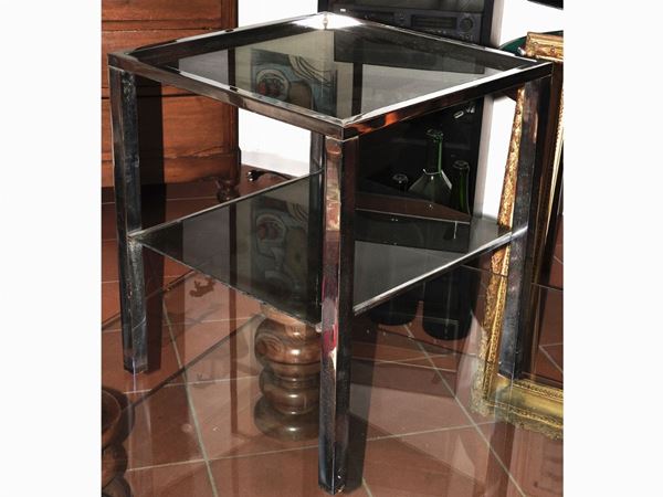 Tavolino basso moderno in metallo cromato