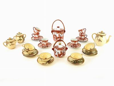 Due Serviti da Caffè in Porcellana Orientale