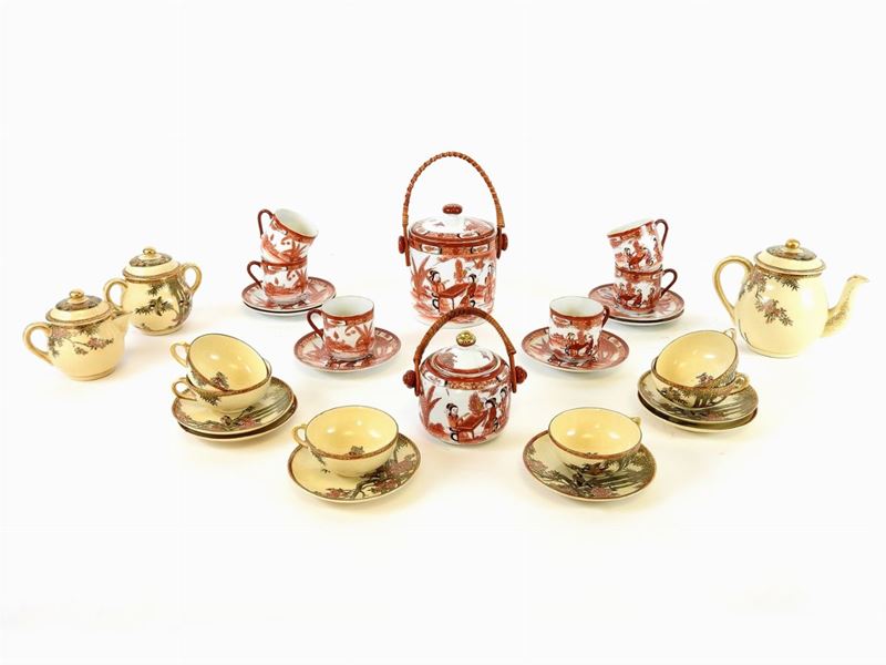 Due Serviti da Caffè in Porcellana Orientale