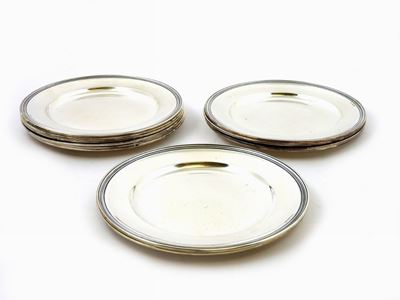 Serie di Dodici Piattini da Pane in Argento