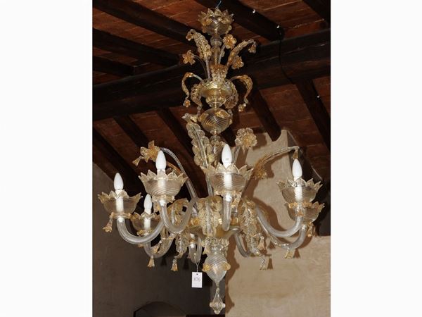 Lampadario in vetro soffiato di Murano  - Asta Un antico casale: arredi e collezioni - II - III - Maison Bibelot - Casa d'Aste Firenze - Milano