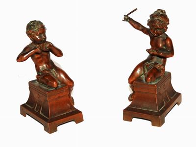 Coppia di Piccole Sculture in Bronzo