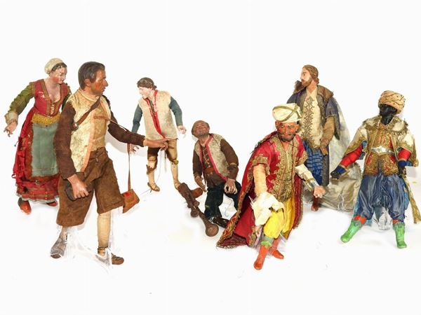 Lot of Seven Nativity Figures  (Naples, 18th/19th Century)  - Auction An antique casale: Furniture and Collections - II - III - Maison Bibelot - Casa d'Aste Firenze - Milano