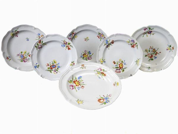 Lot of Porcelain Trays  (Doccia, Ginori Manufacture, 18th/19th Century)  - Auction An antique casale: Furniture and Collections - II - III - Maison Bibelot - Casa d'Aste Firenze - Milano