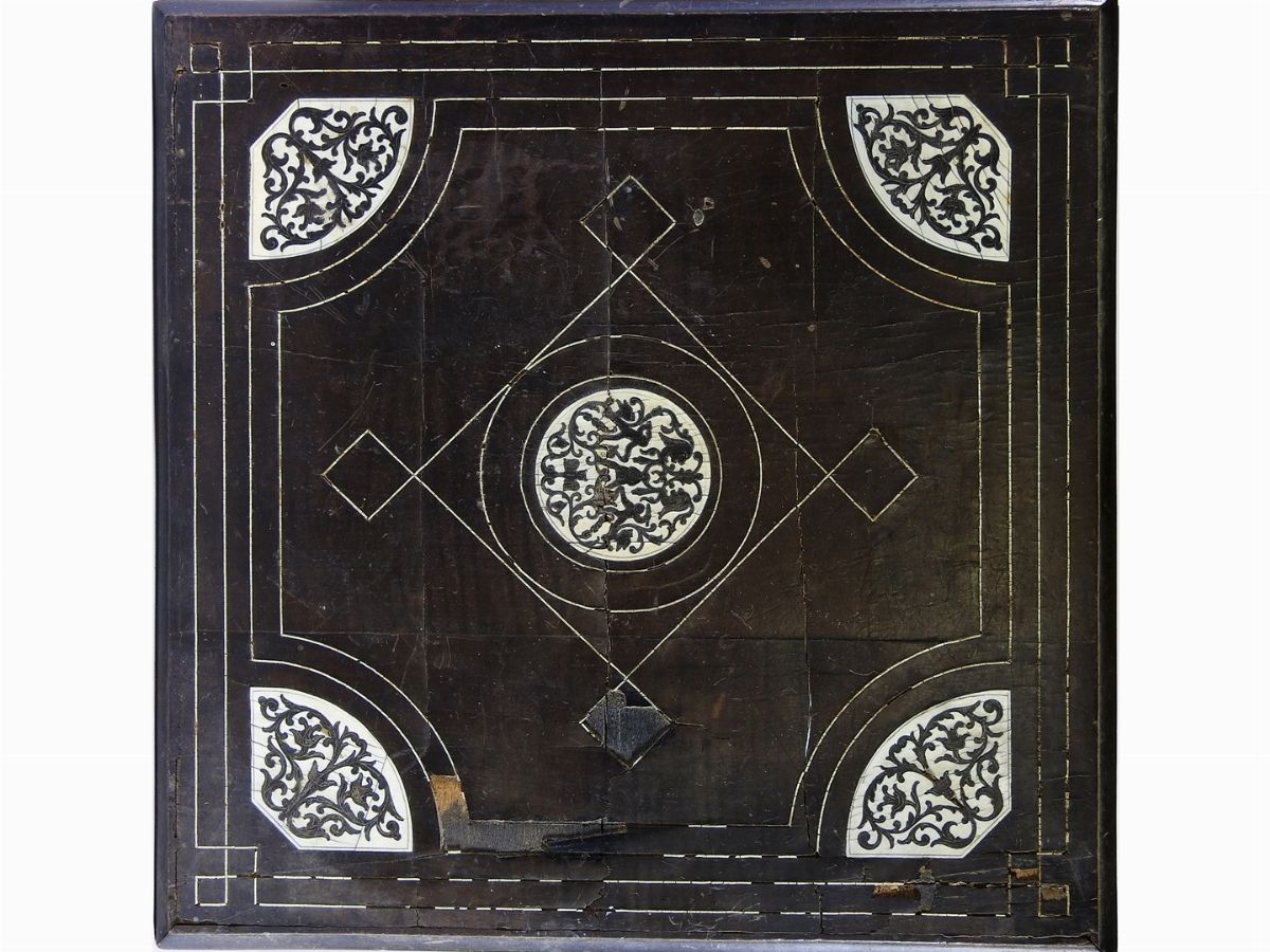 Tavolino in Legno Ebanizzato