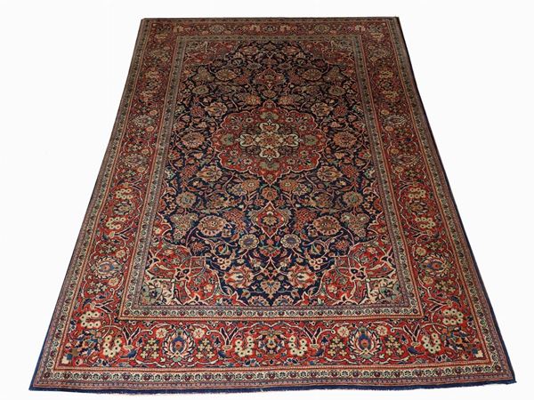 Persian Bakhtiari Carpet  - Auction An antique casale: Furniture and Collections - II - III - Maison Bibelot - Casa d'Aste Firenze - Milano