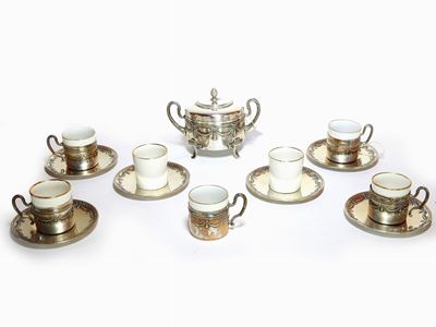 Serie di Sei Tazzine da Caffè in Porcellana e Argento