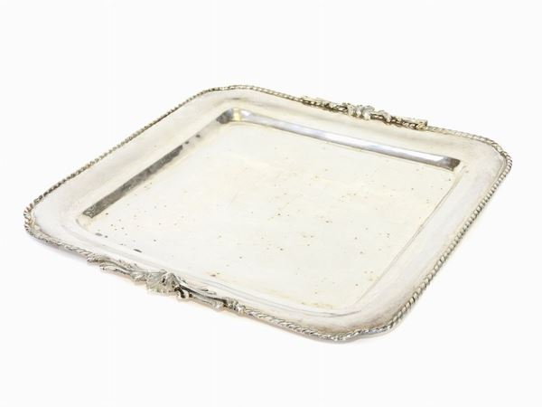 Square Silver Tray  - Auction An antique casale: Furniture and Collections - II - III - Maison Bibelot - Casa d'Aste Firenze - Milano