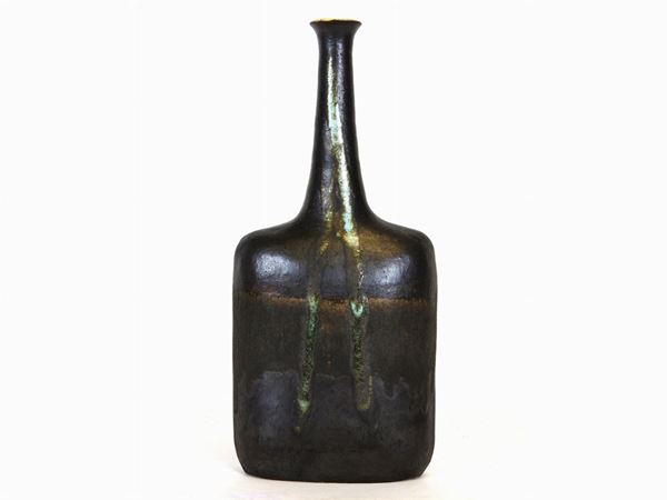 Bruno Gambone : Glazed Terracotta Vase  (1970s)  - Auction An antique casale: Furniture and Collections - II - III - Maison Bibelot - Casa d'Aste Firenze - Milano