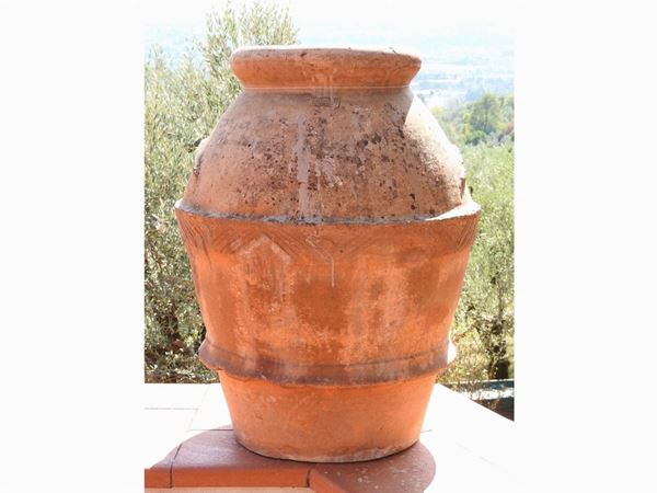 Terracotta Pot  (Gaetano Corradini, Manufacture of Montelupo)  - Auction An antique casale: Furniture and Collections - I - II - Maison Bibelot - Casa d'Aste Firenze - Milano