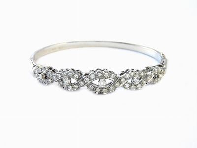 Bracciale Rigido in Oro Bianco e Diamanti