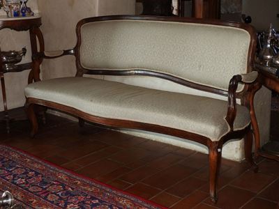 Divano in Noce